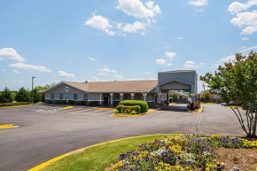  Quality Inn & Suites Greenville - Haywood Mall  Гринвилл